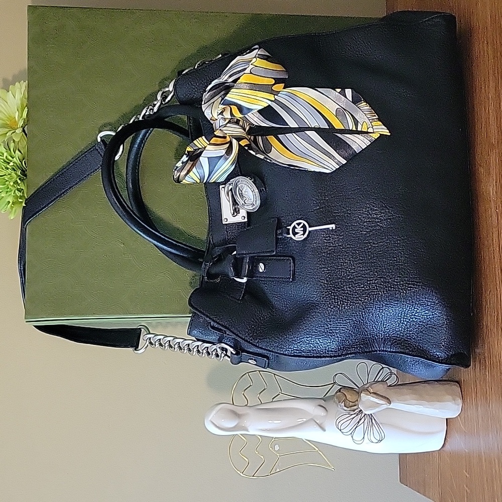 Micheal Kors Hamilton - Picture 1 of 12